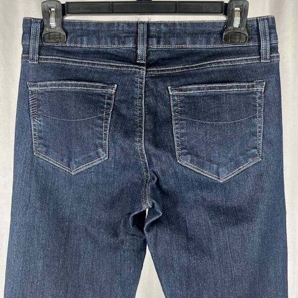 Paige Manhattan Elyse Slim Bootcut Mid Rise Jeans in Dark Wash. - Picture 6 of 10